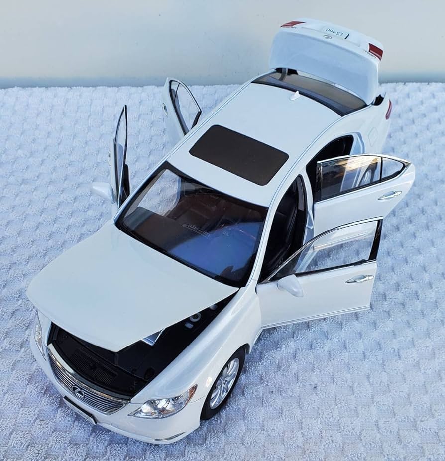 Amazon | 外箱黄ばみ ドア類開閉 NOLEV ノレブ 1/18 レクサス